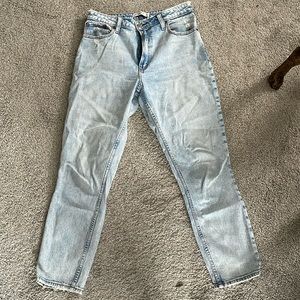 High rise skinny , curve love size 28!